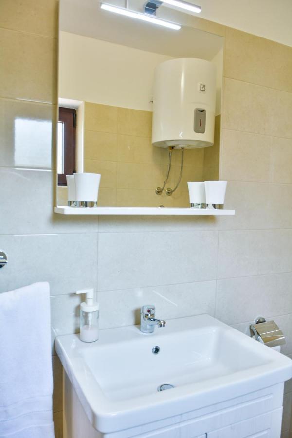 Gromila 2 Apartment Senj  Exterior photo